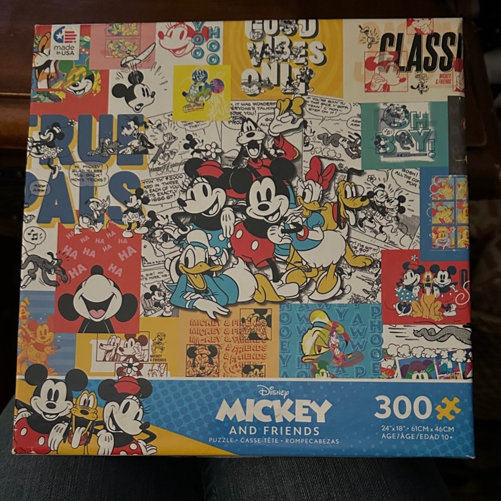 Disney Mickey and Friends Classic Puzzle - Red, Blue, Yellow